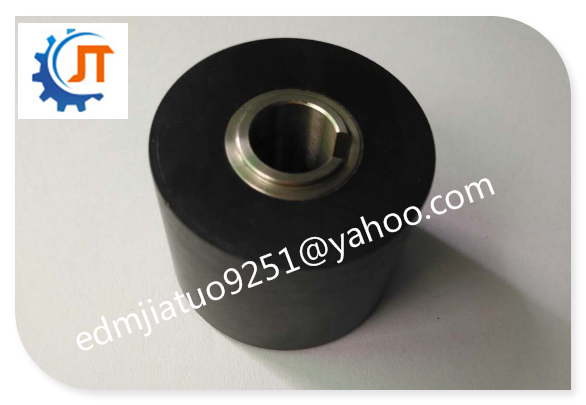 F404  A290-8110-X383 Ceramic  Feed  Roller  F