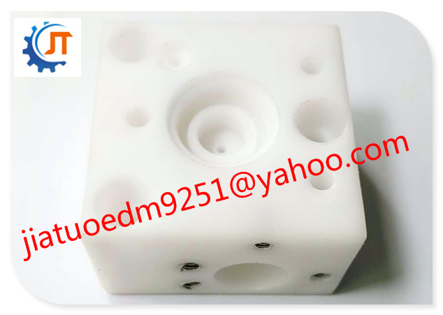  333017384   Holder  Plastic  for  Cut  30