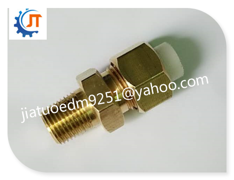 S648N411P24  Connector   C4N8 PT1/8