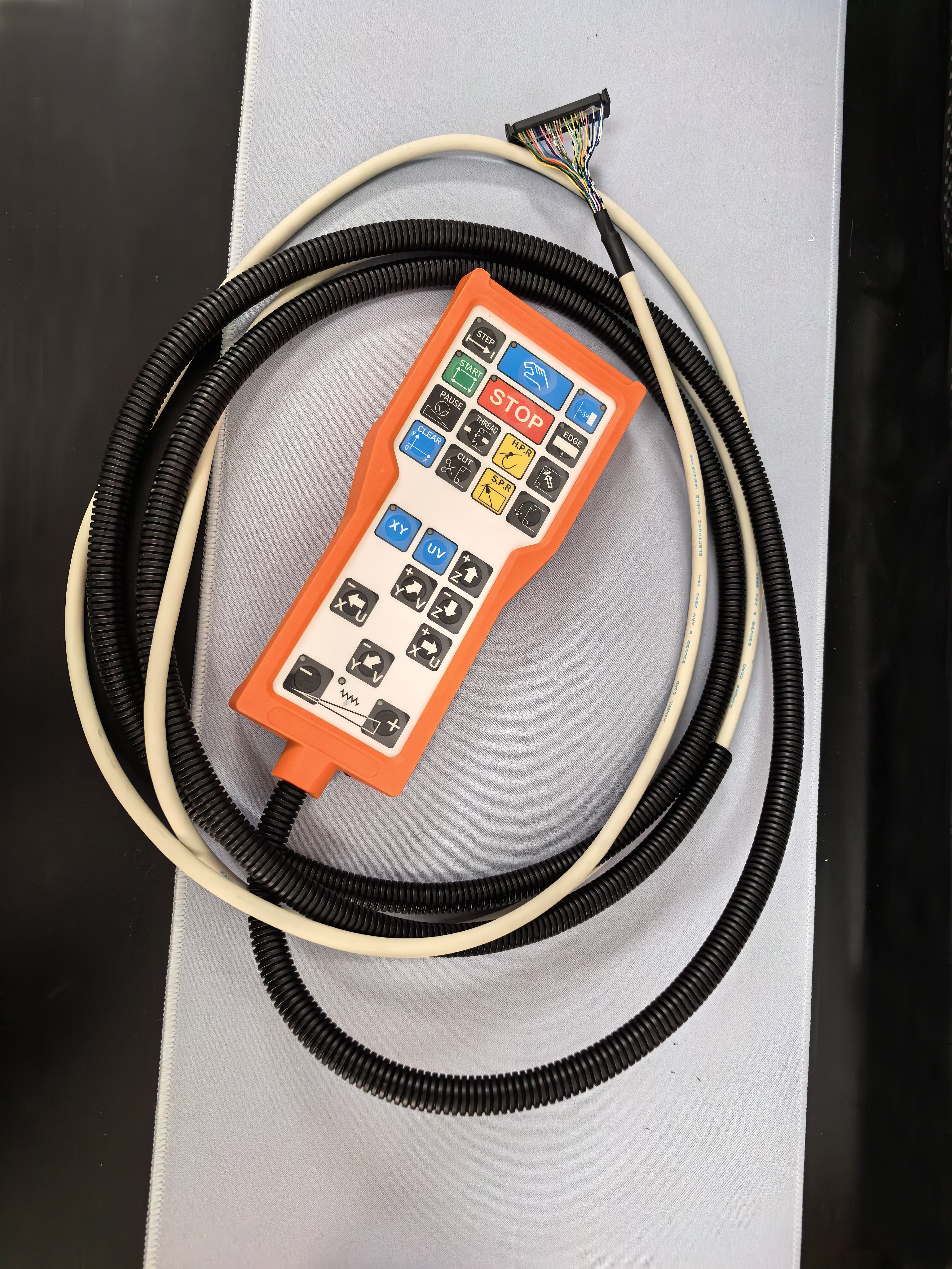 135011384  Romote control